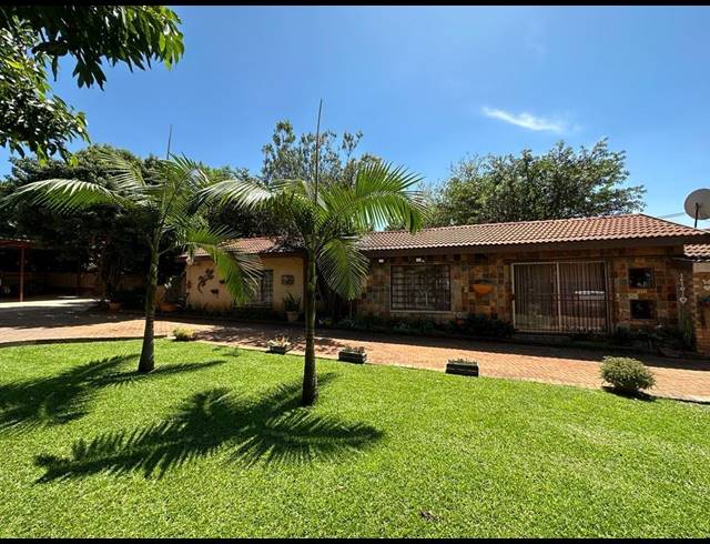 2,791M² BUSINESS FOR SALE IN WATERKLOOF